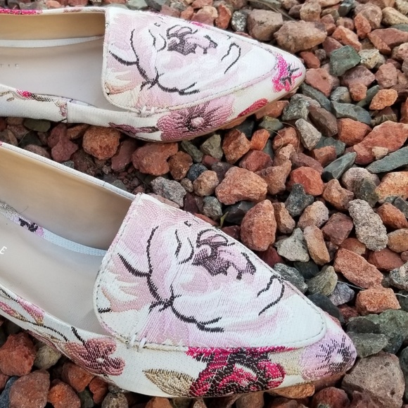 Kelly & Katie Shoes - Kelly & Katie Cigola Floral Blush Tapestry Flats 8